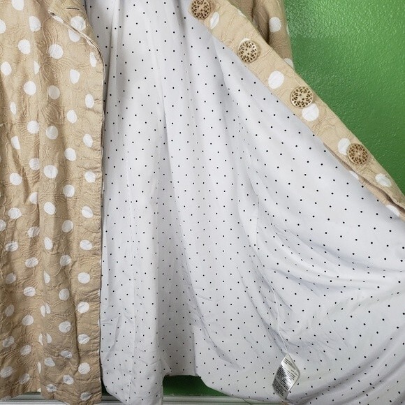 Chico's Womens Biege White Poka Dot Button Up Shacket Size 2/ Size 12/14 - Picture 12 of 13